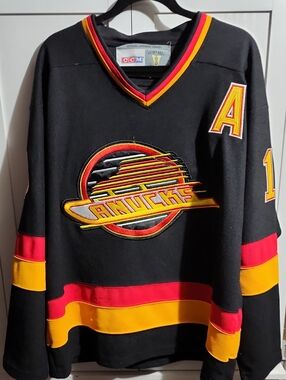 Pavel Bure Vintage Canucks CCM Jersey